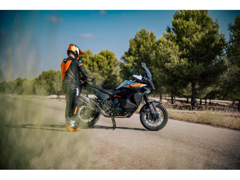 KTM 1390 SUPER ADVENTURE S 2025 – Spreman za avanturu više nego ikad!